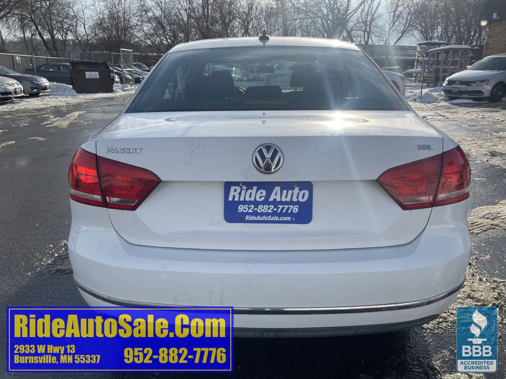 2013 Volkswagen Passat Image 6