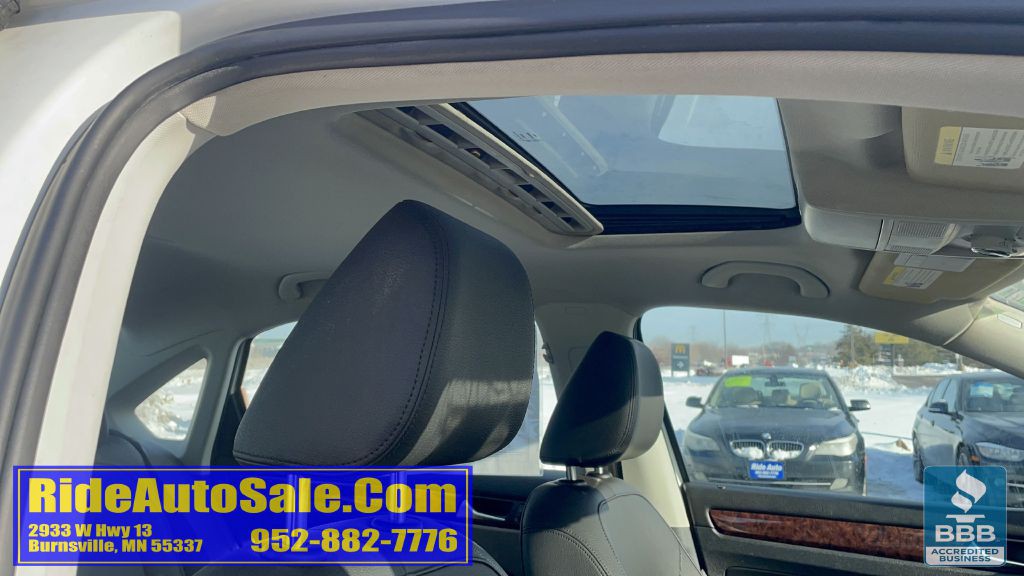 2013 Volkswagen Passat Image 46