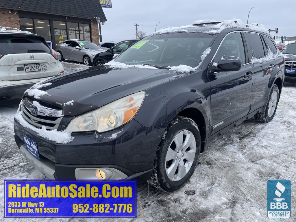 2011 Subaru Outback Image 1
