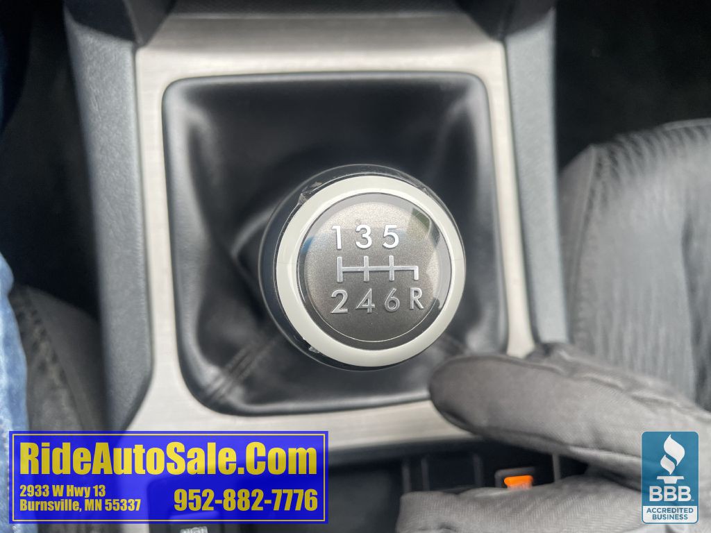 2011 Subaru Outback Image 19