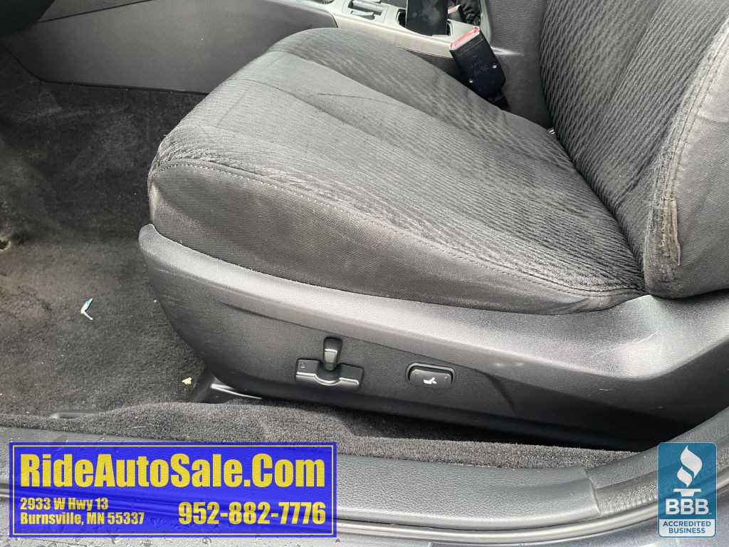 2011 Subaru Outback Image 27