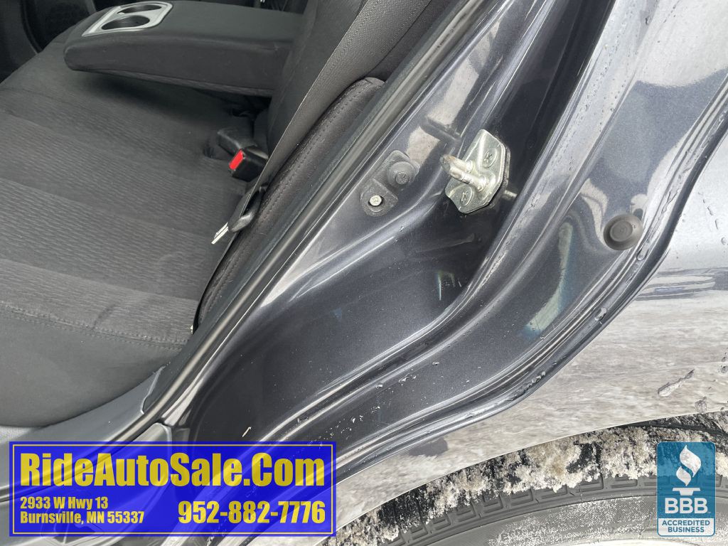 2011 Subaru Outback Image 30