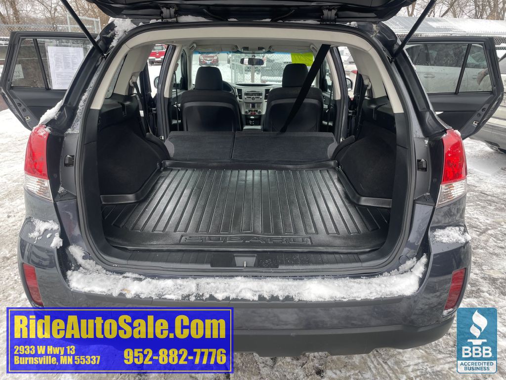 2011 Subaru Outback Image 43