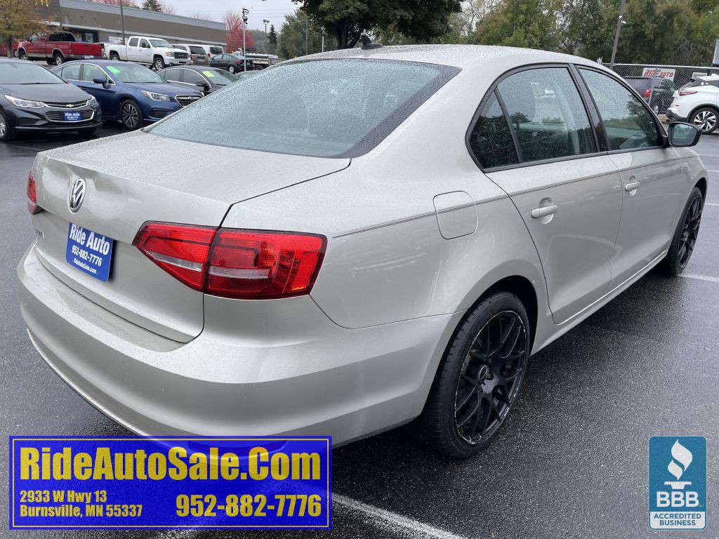 2015 Volkswagen Jetta Image 5