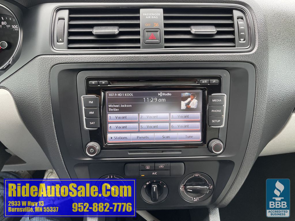 2015 Volkswagen Jetta Image 18