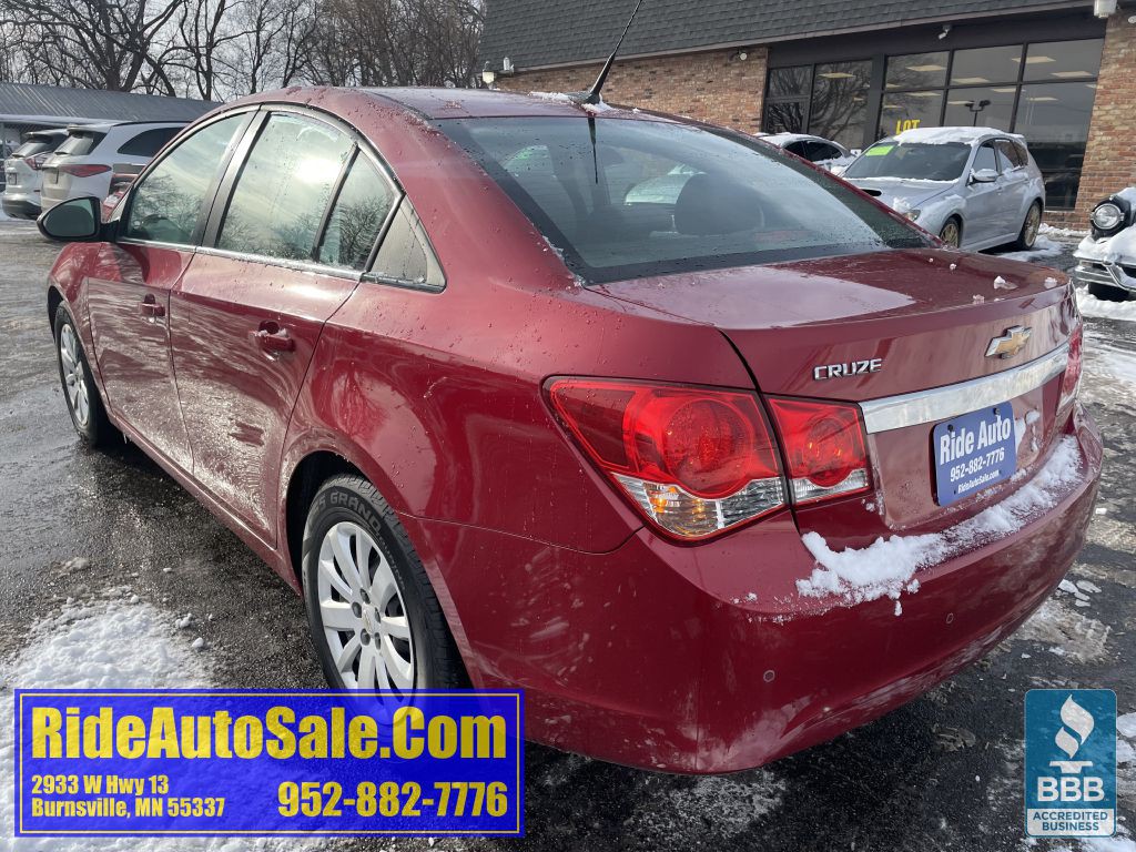 2011 Chevrolet Cruze Image 7