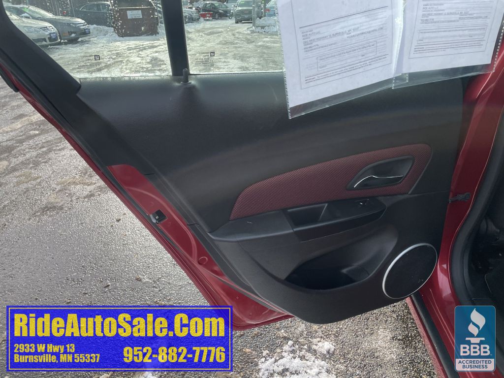 2011 Chevrolet Cruze Image 11