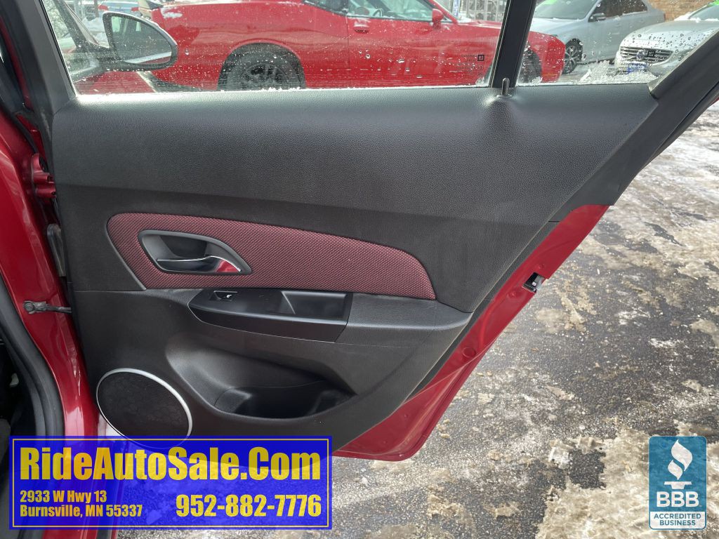 2011 Chevrolet Cruze Image 15