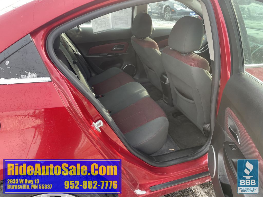 2011 Chevrolet Cruze Image 16