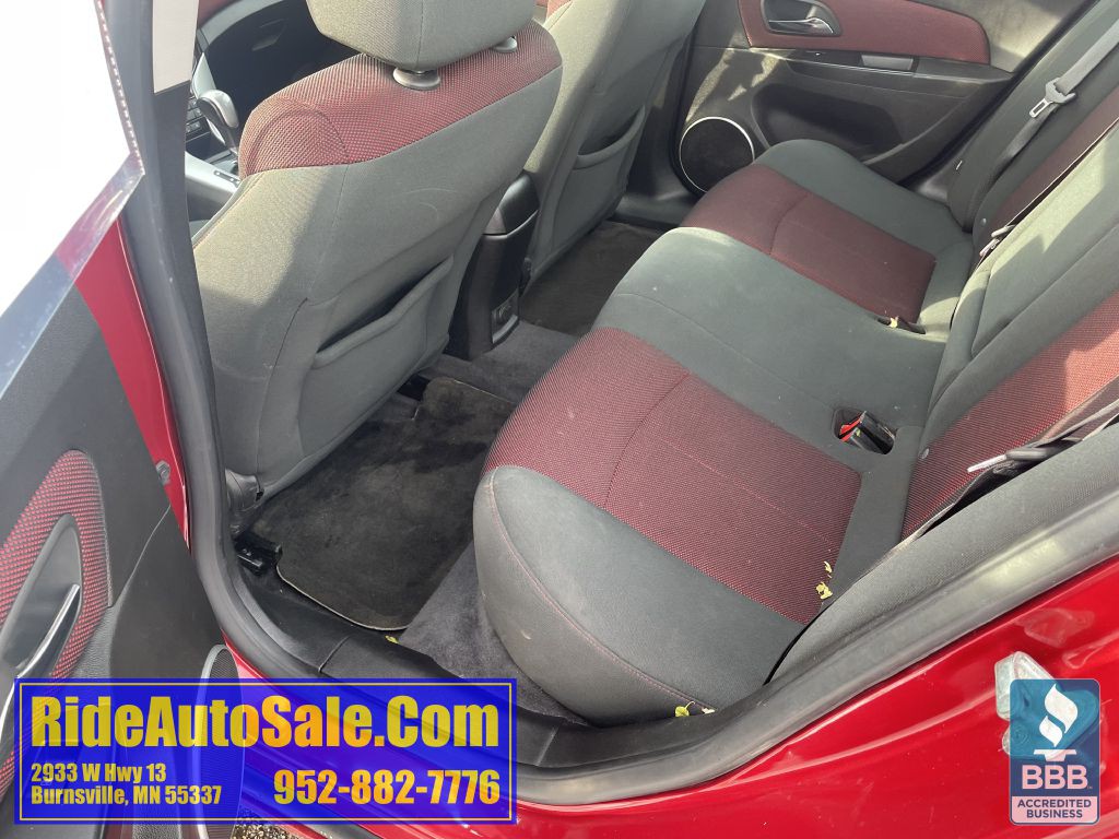 2011 Chevrolet Cruze Image 30