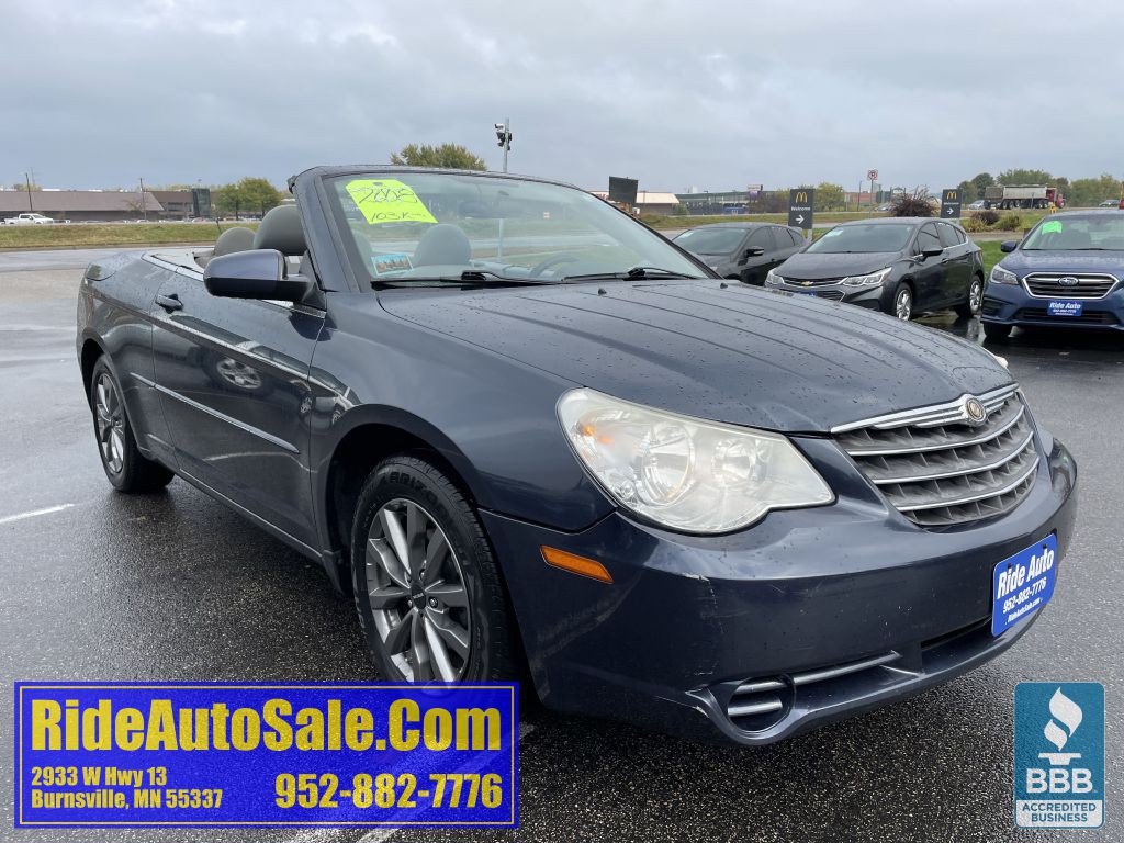 2008 Chrysler Sebring Image 3
