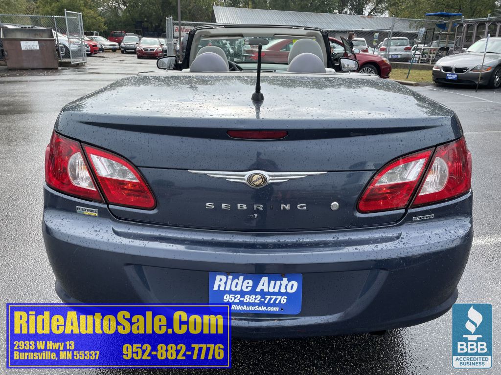 2008 Chrysler Sebring Image 6