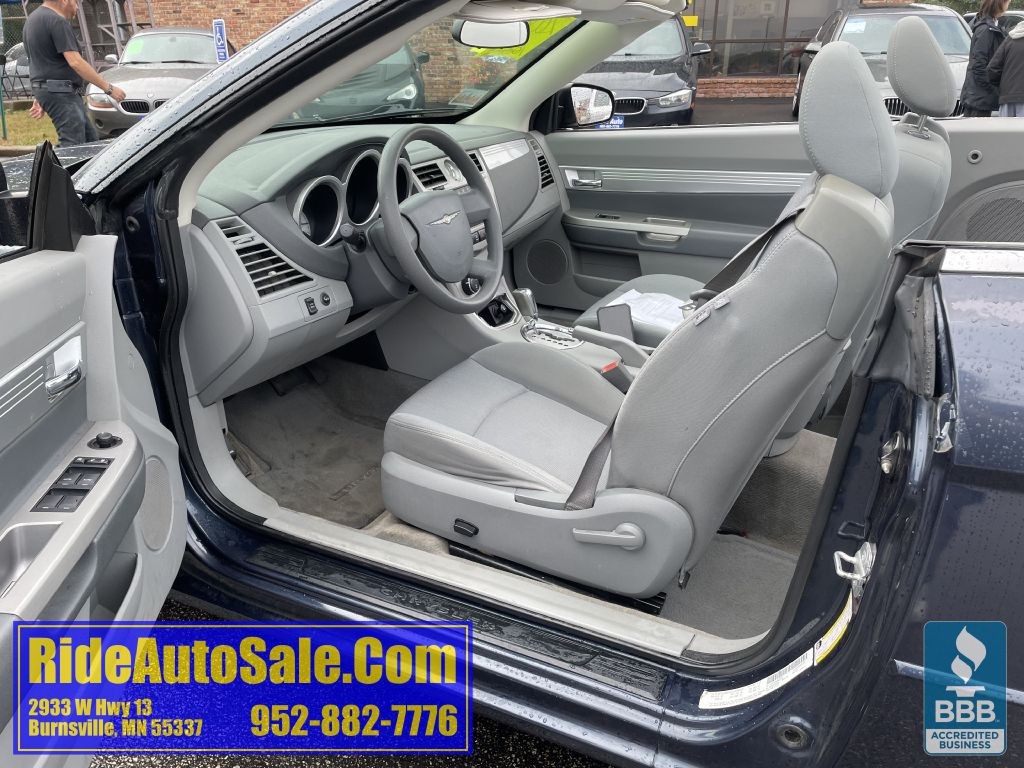 2008 Chrysler Sebring Image 10