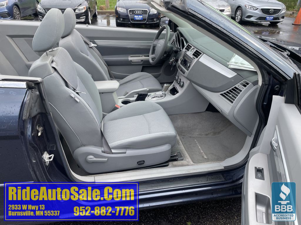 2008 Chrysler Sebring Image 13