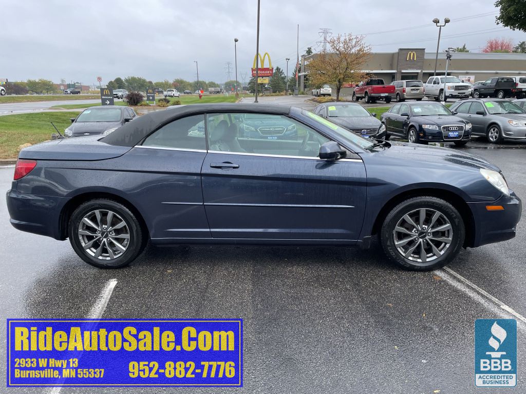 2008 Chrysler Sebring Image 24