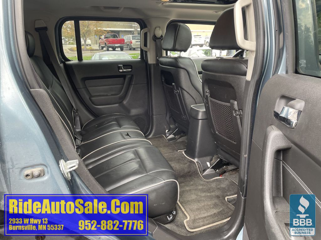 2006 HUMMER H3 Image 16