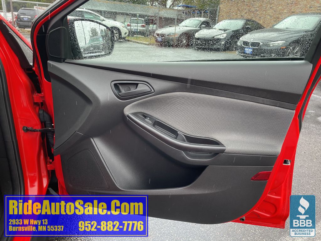 2012 Ford Focus Image 13