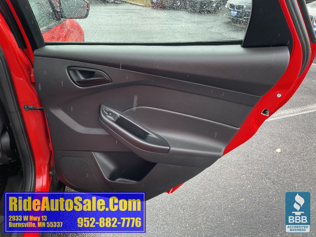 2012 Ford Focus Image 15