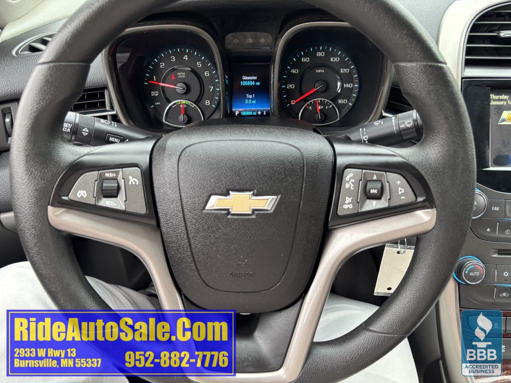 2013 Chevrolet Malibu Image 17