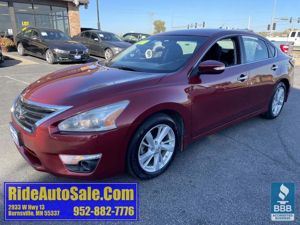 2014 Nissan Altima Image 1