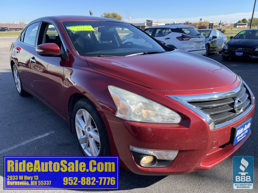 2014 Nissan Altima Image 3