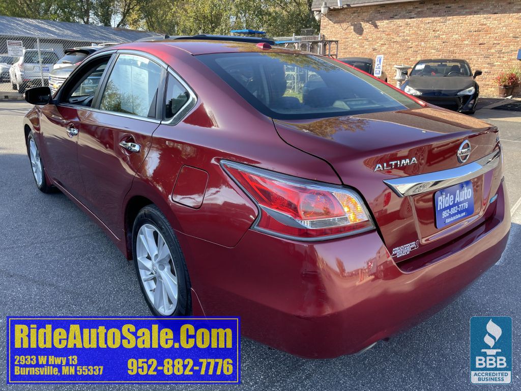 2014 Nissan Altima Image 7