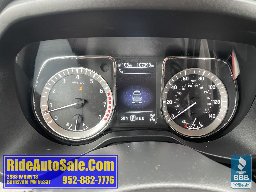 2017 Nissan Titan Image 15