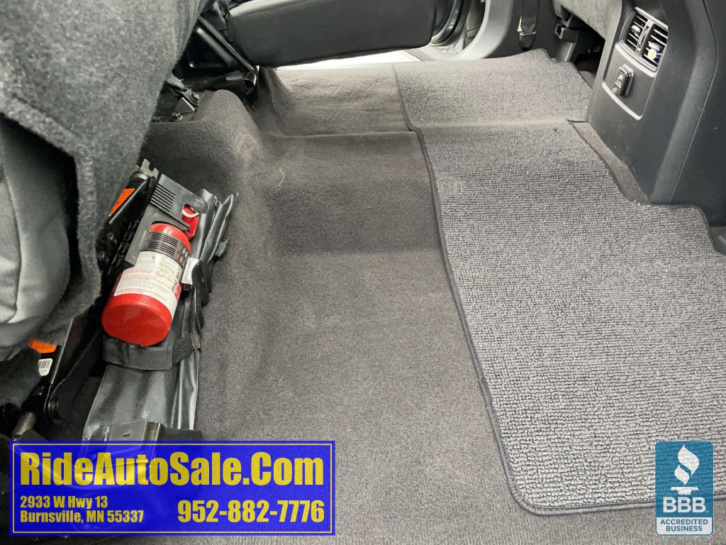 2017 Nissan Titan Image 32