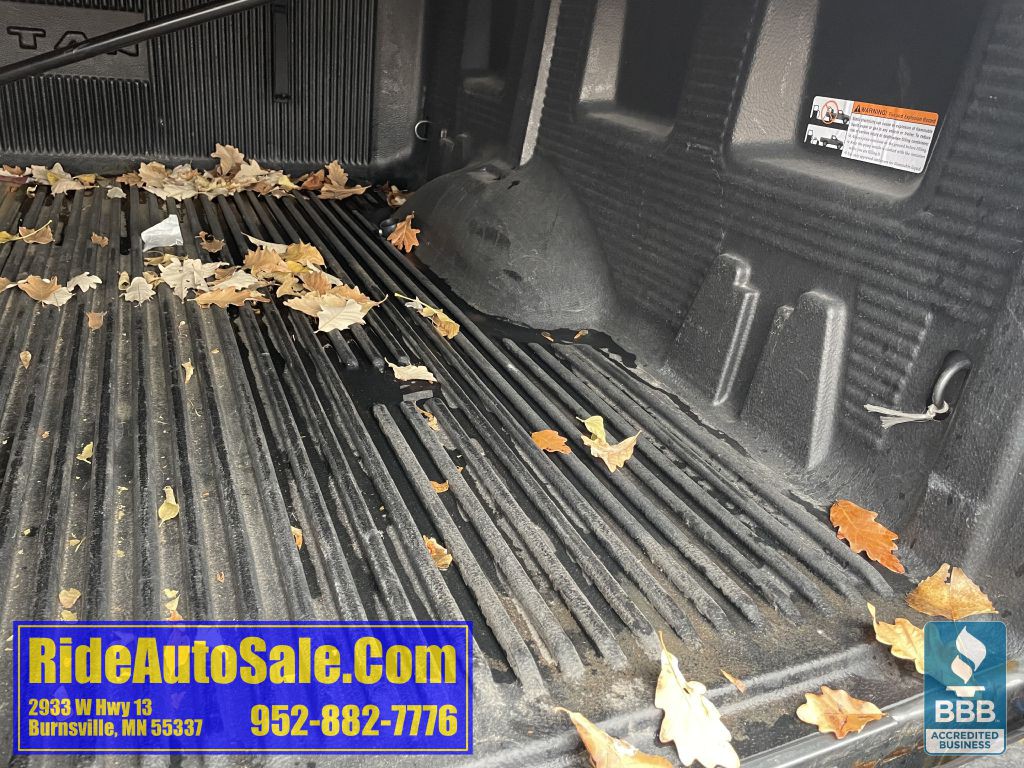 2017 Nissan Titan Image 44