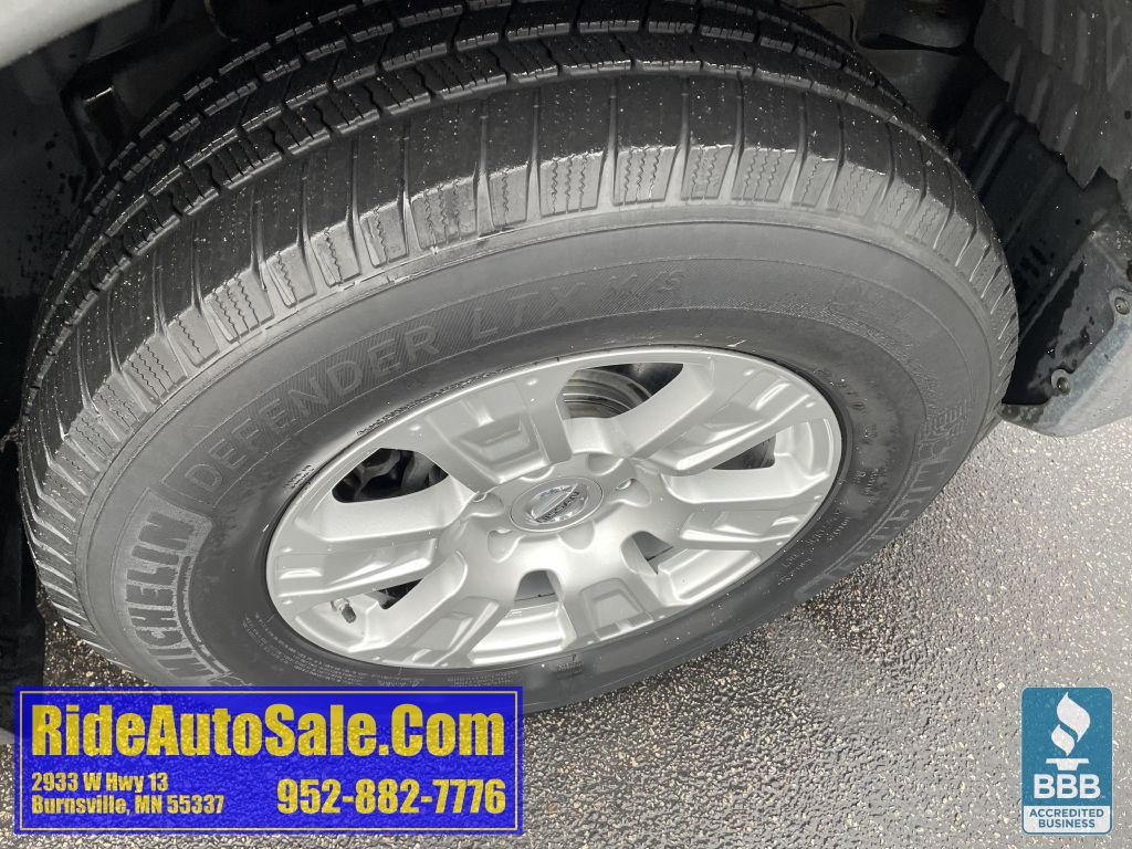 2017 Nissan Titan Image 47