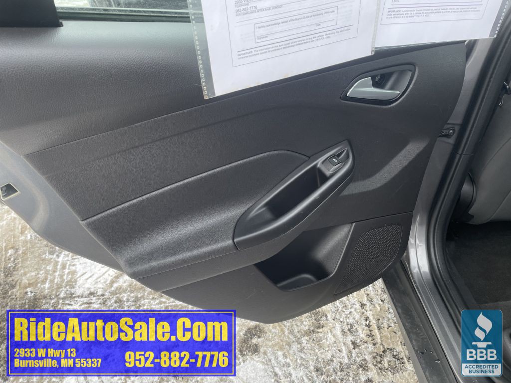 2013 Ford Focus Image 11