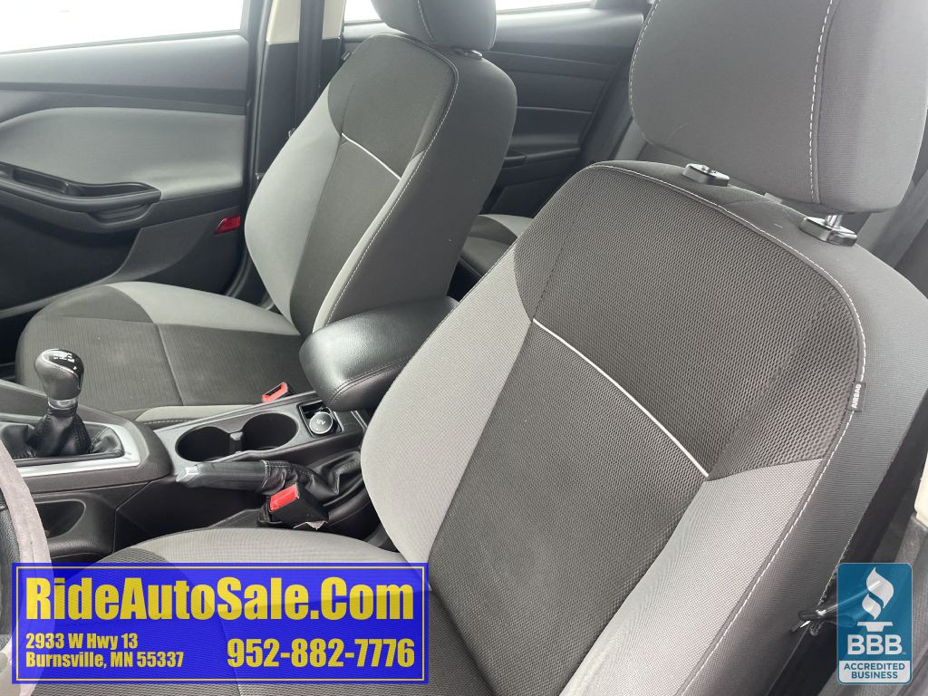 2013 Ford Focus Image 38