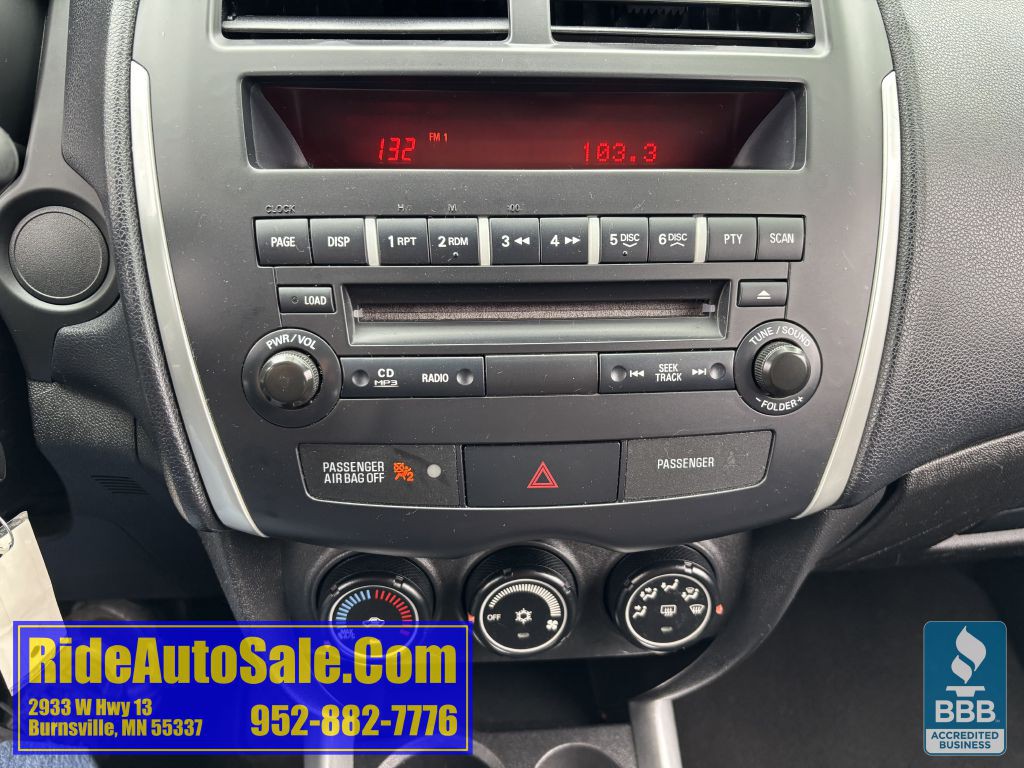 2013 Mitsubishi Outlander Image 18