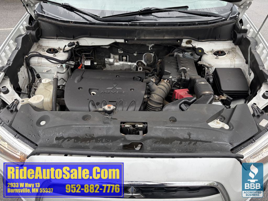 2013 Mitsubishi Outlander Image 21