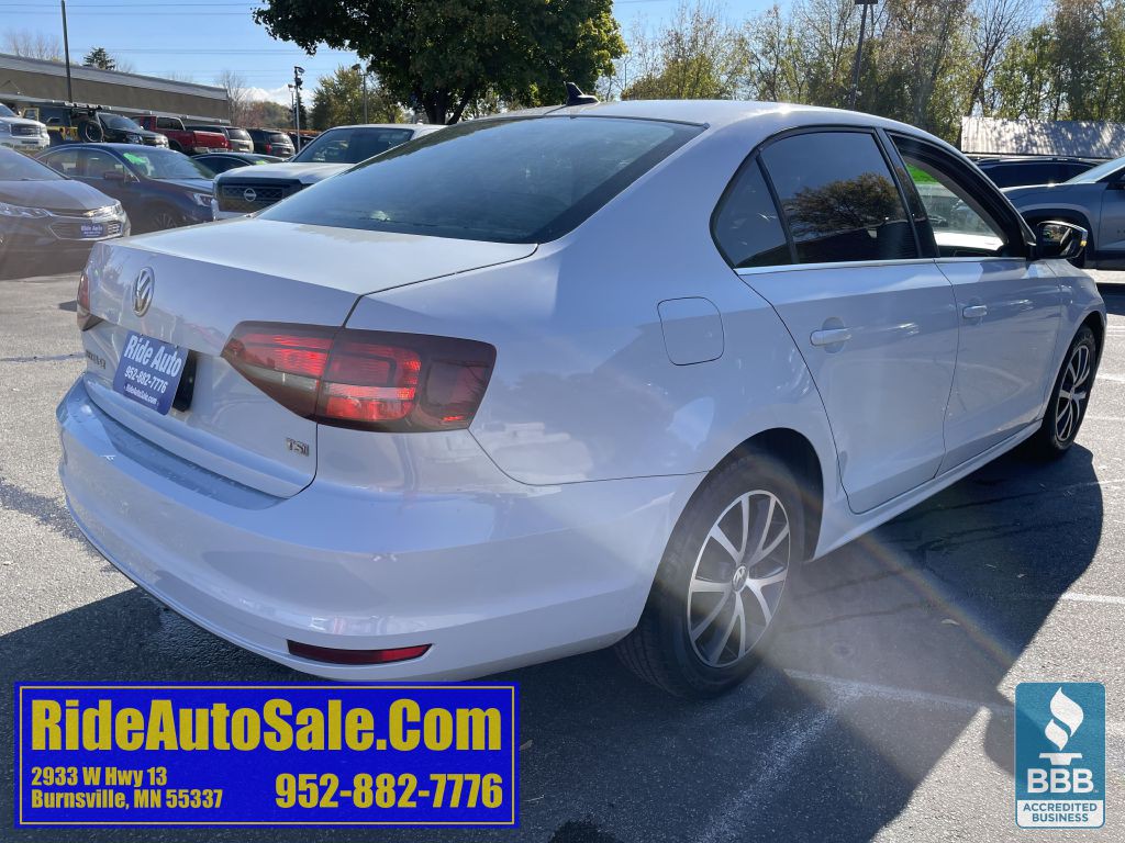 2018 Volkswagen Jetta Image 5