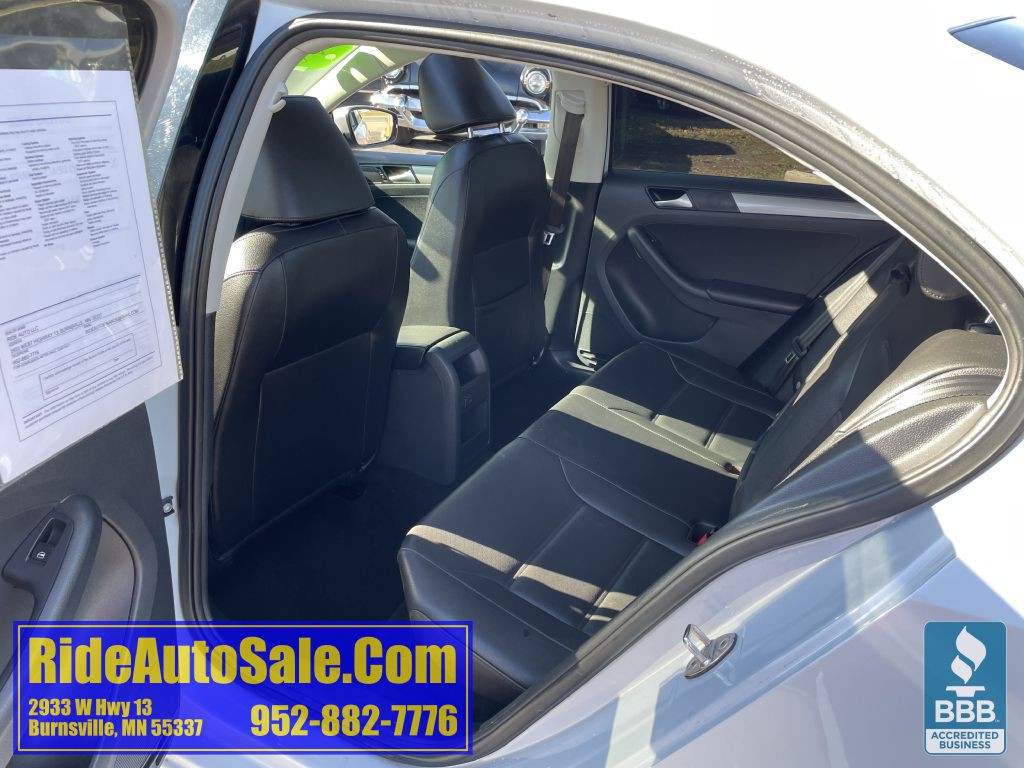 2018 Volkswagen Jetta Image 12