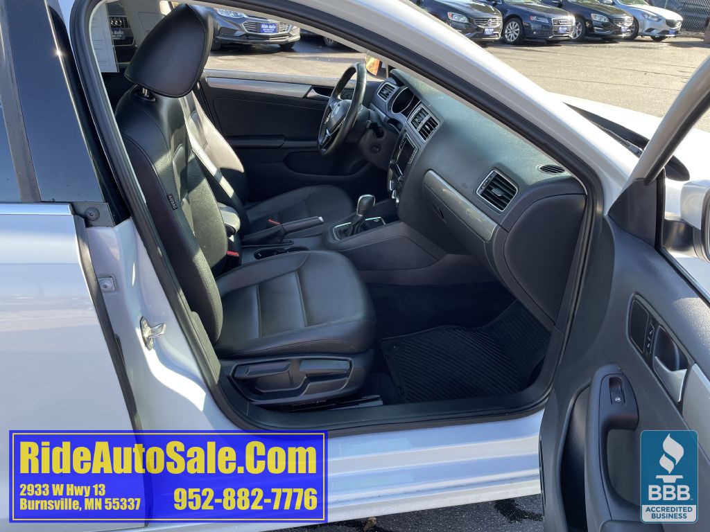 2018 Volkswagen Jetta Image 14