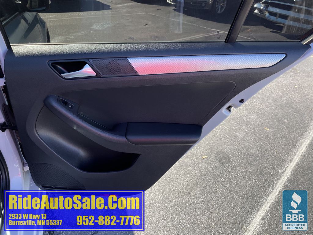 2018 Volkswagen Jetta Image 15