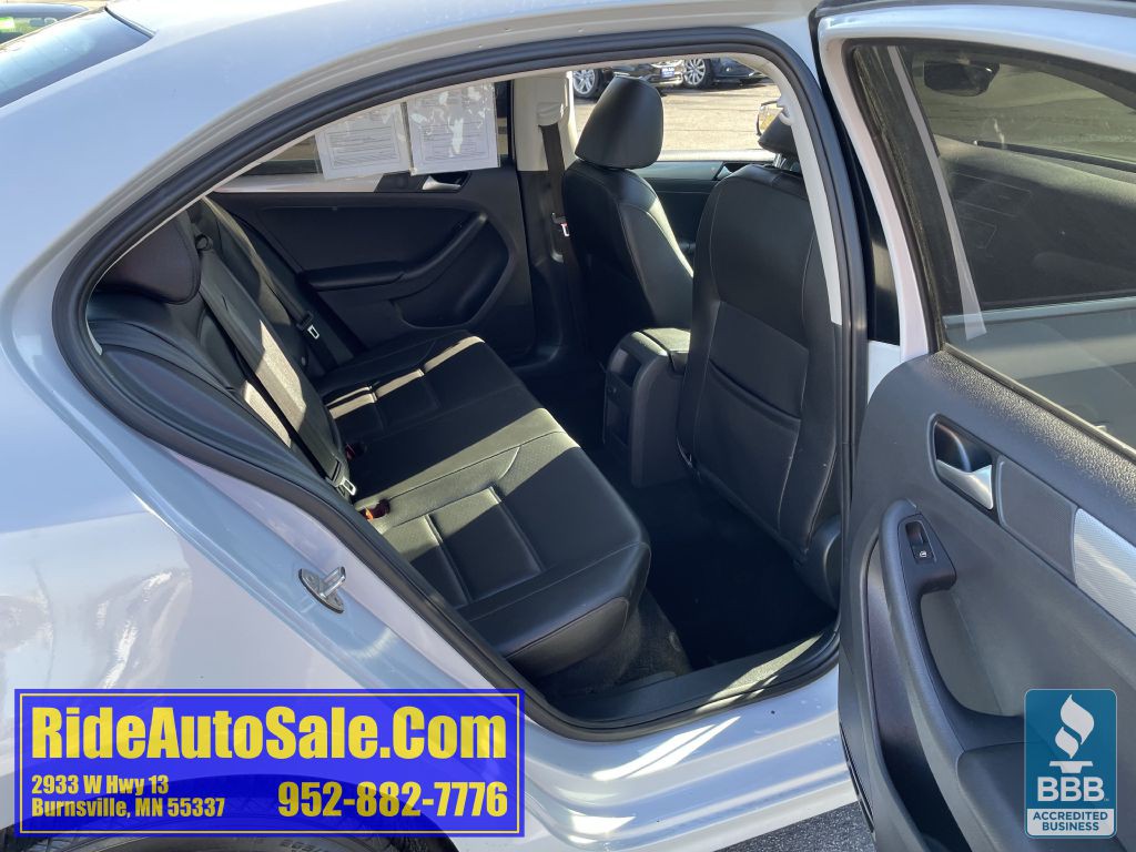 2018 Volkswagen Jetta Image 16