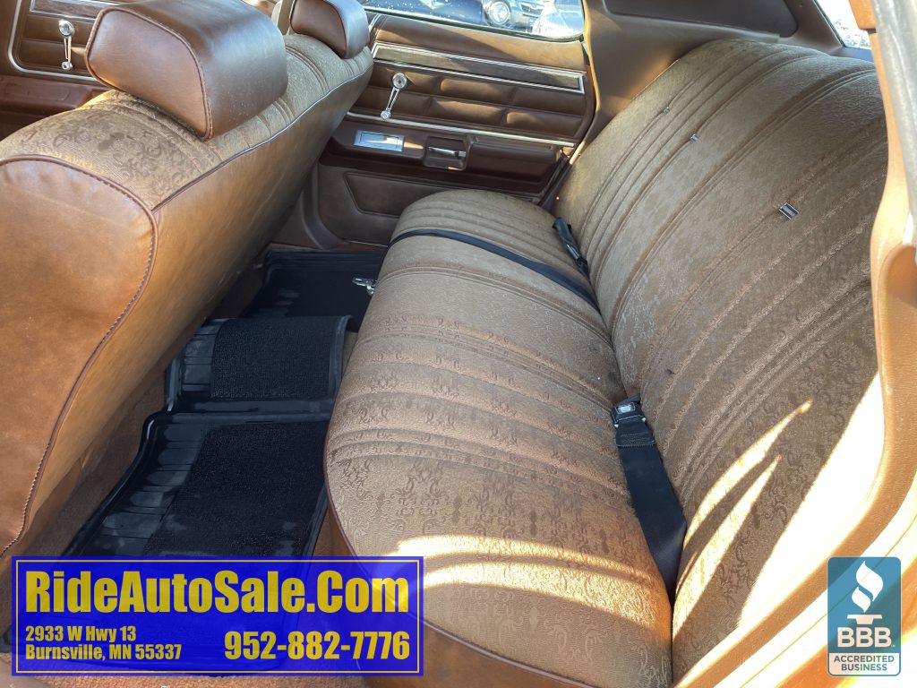 1976 Ford LTD Image 12