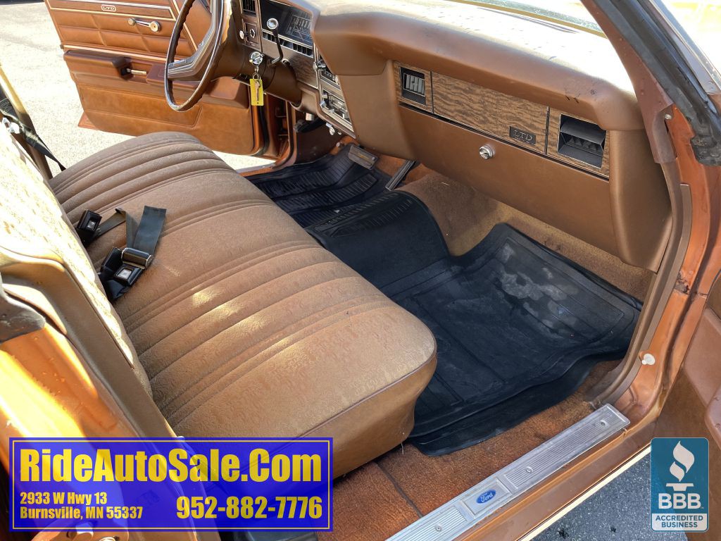 1976 Ford LTD Image 14