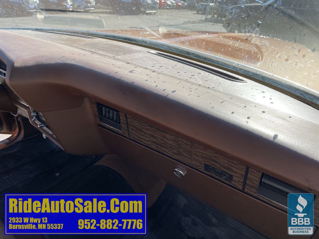 1976 Ford LTD Image 39