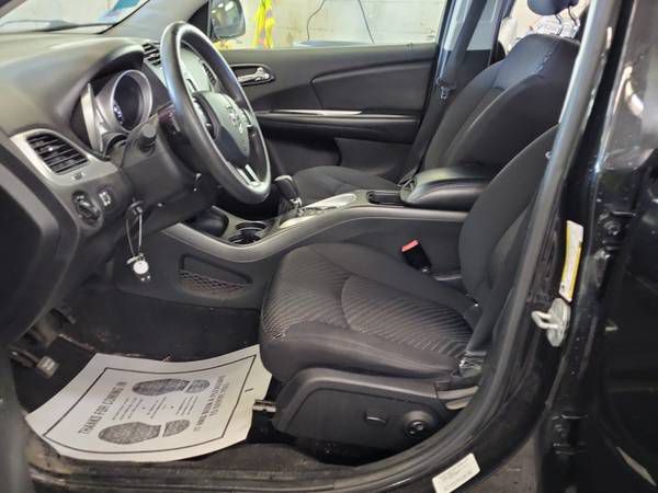 2013 Dodge Journey Image 2