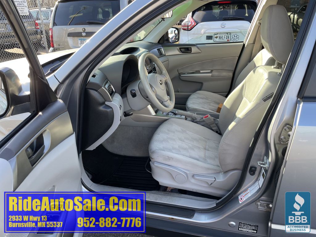 2010 Subaru Forester Image 10