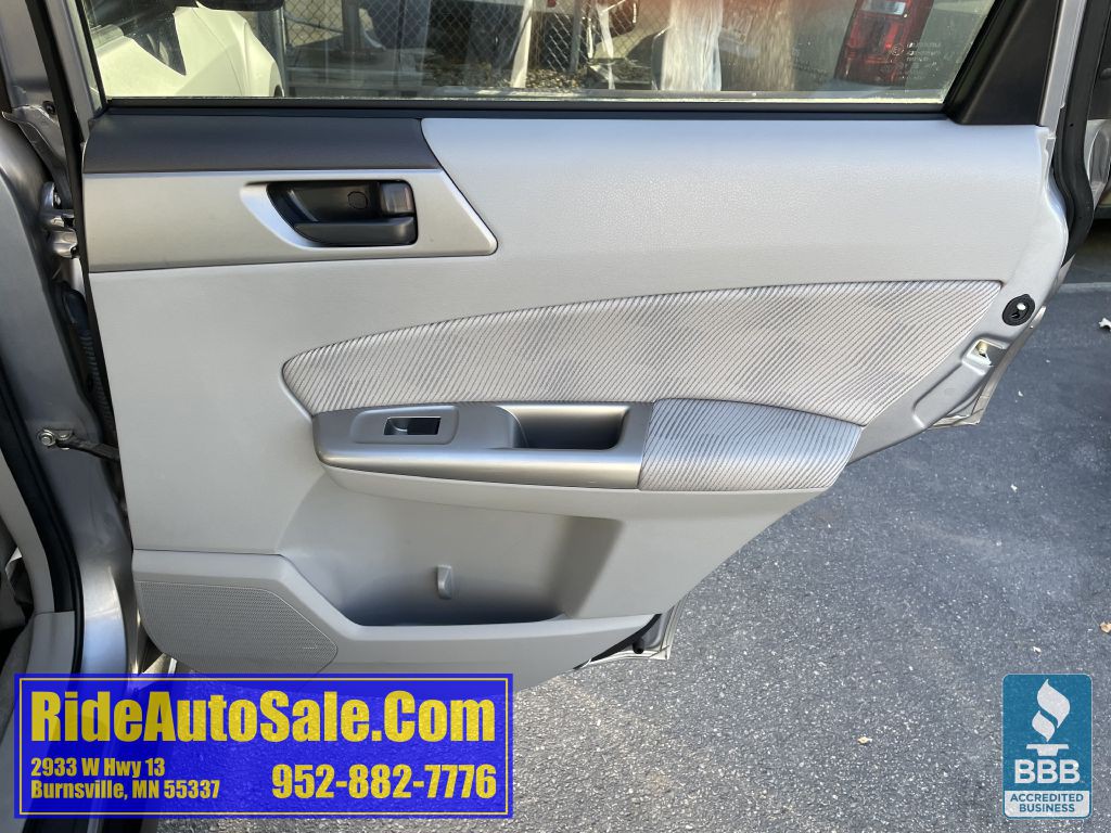 2010 Subaru Forester Image 15