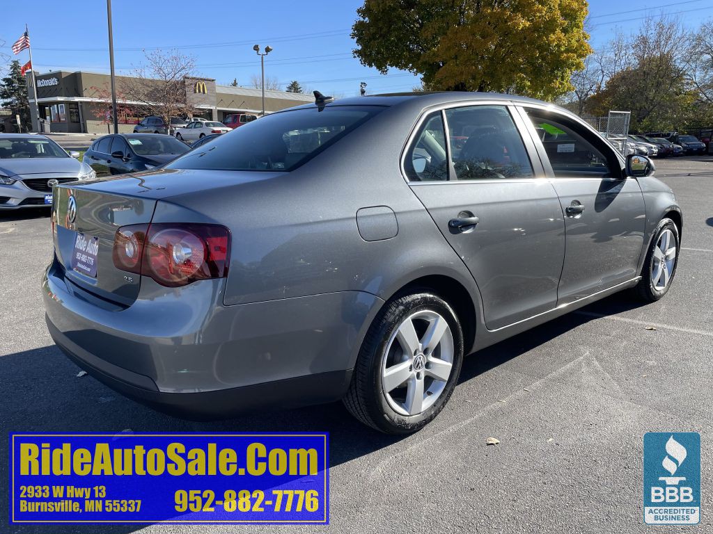 2009 Volkswagen Jetta Image 5