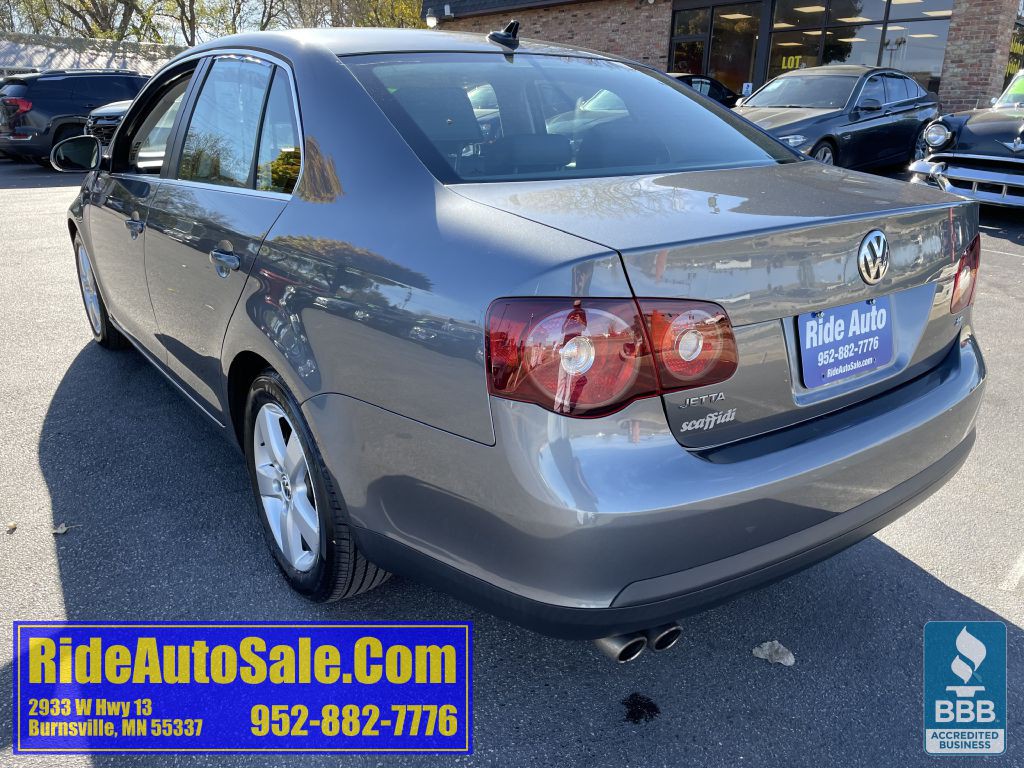2009 Volkswagen Jetta Image 7