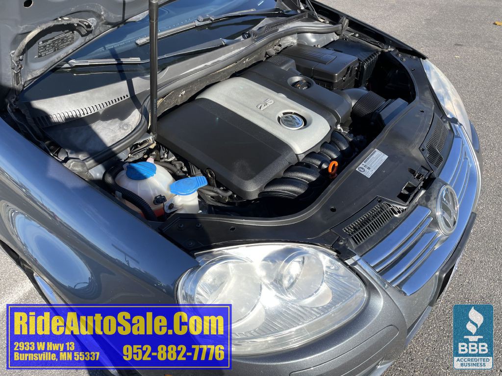 2009 Volkswagen Jetta Image 20