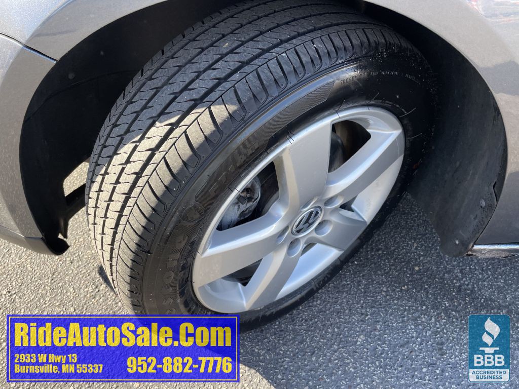 2009 Volkswagen Jetta Image 23