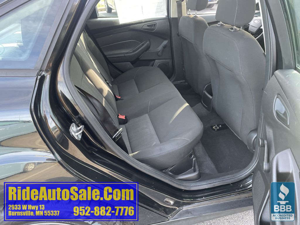 2015 Ford Focus Image 16
